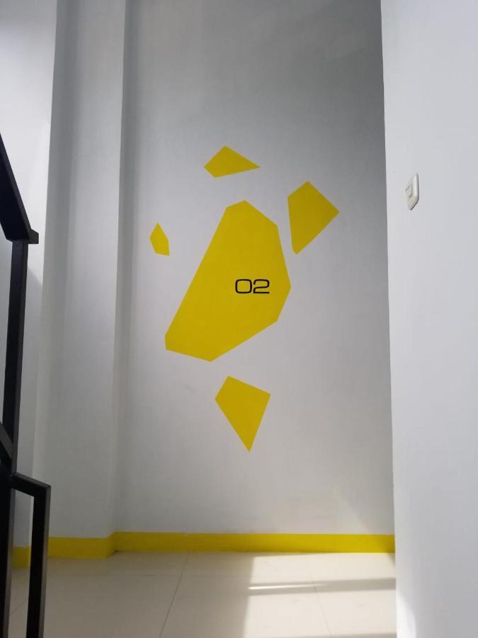 Aur Kuning Hostel Syariah 武吉丁宜 外观 照片