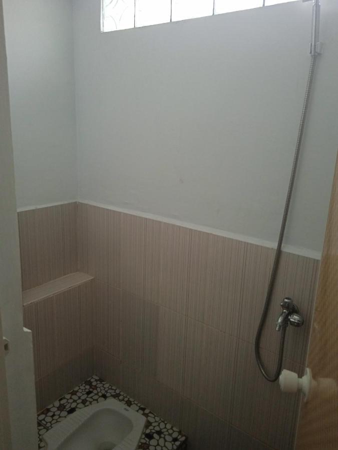 Aur Kuning Hostel Syariah 武吉丁宜 外观 照片