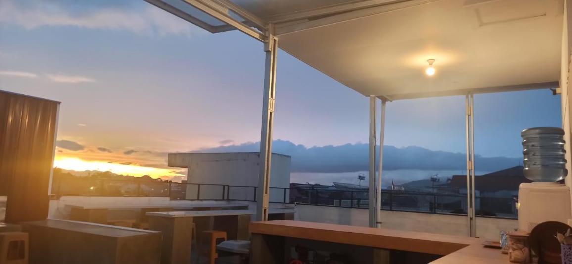 Aur Kuning Hostel Syariah 武吉丁宜 外观 照片